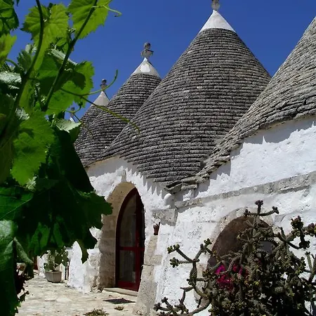 Masseria Ferri * أوستوني